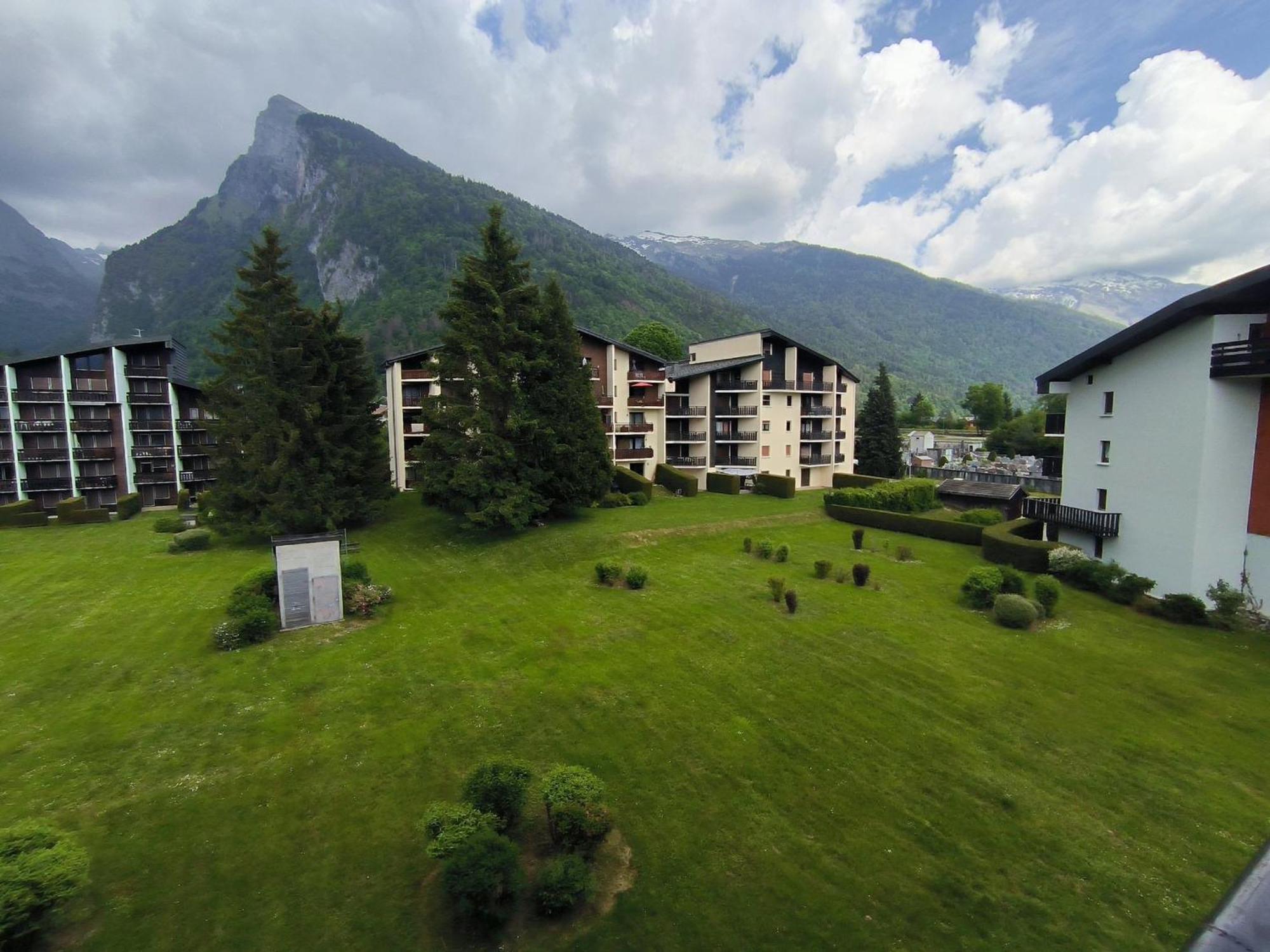 Studio Moderne Avec Parking Prive Pres Du Centre - Fr-1-624-71 Samoëns Exteriör bild